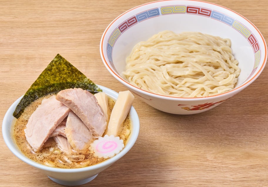 御茶ノ水駅に新たなつけめんの名店「久臨」が登場！