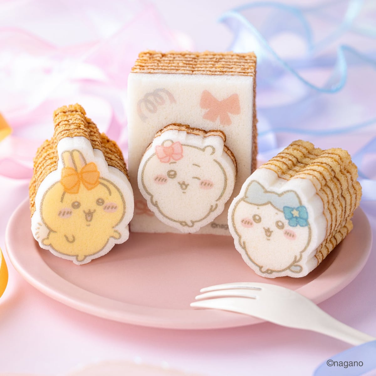 ちいかわのかわいさをぱかっと楽しむ型ぬきバウム！ちいかわらんどで先行販売 7月3日〜
