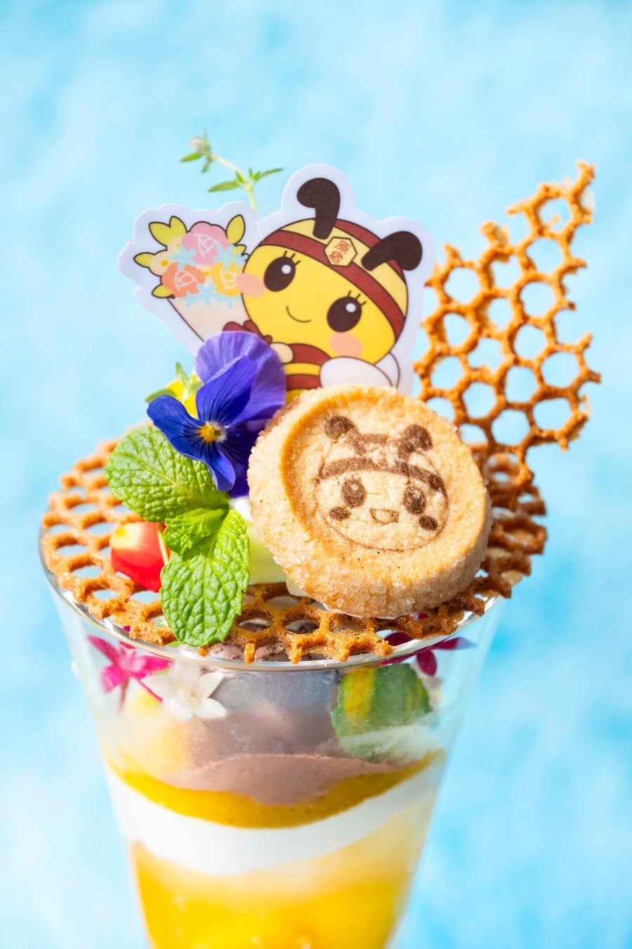 コロンバン原宿サロンでリゾート気分を味わう「サマーフルーツアフタヌーンティー」 7月1日〜9月15日