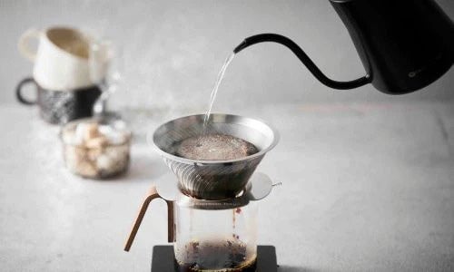 豆を挽く、入れる、保存する器具全てが揃う
