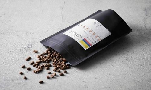 豆善のスペシャリティコーヒーが味わえる