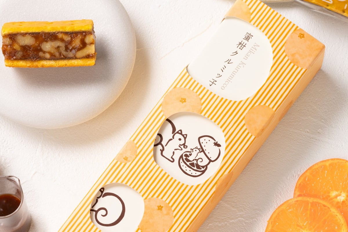 「蜜柑クルミッ子 ８個入」パッケージ
