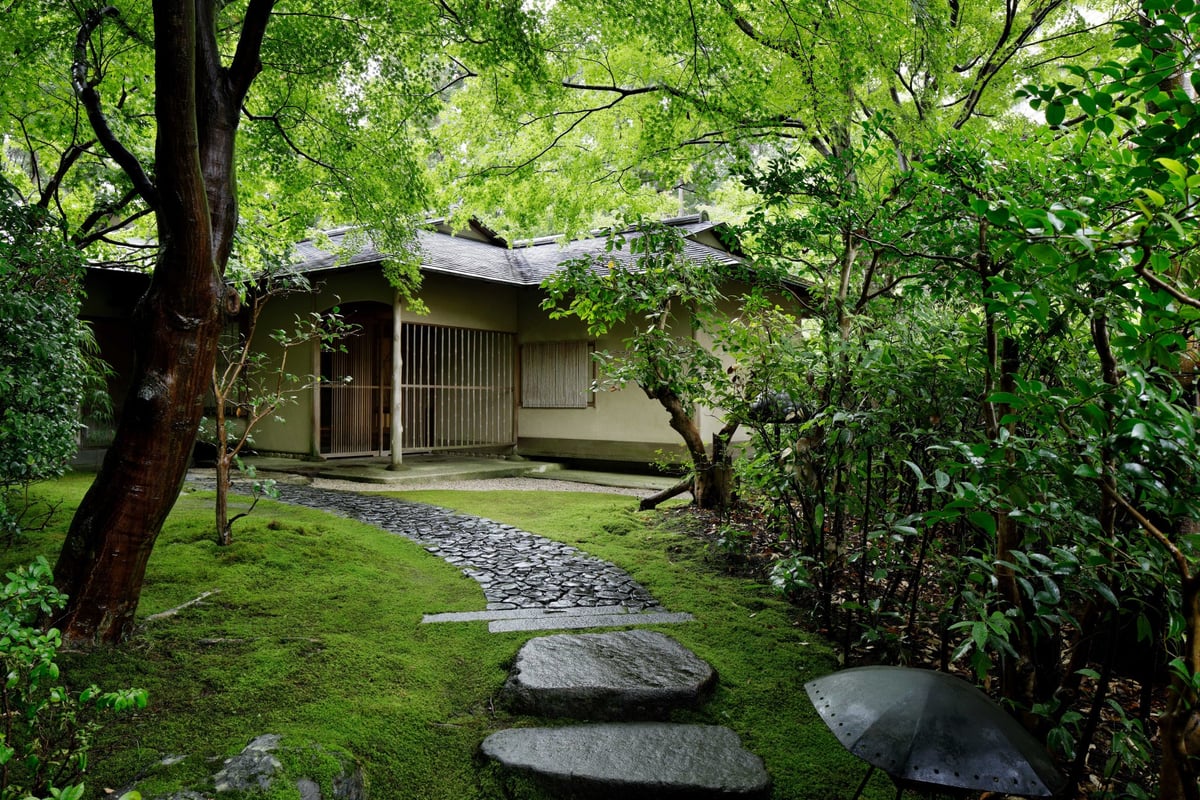 名建築家 村野藤吾の手がけた数寄屋造りの「茶寮」