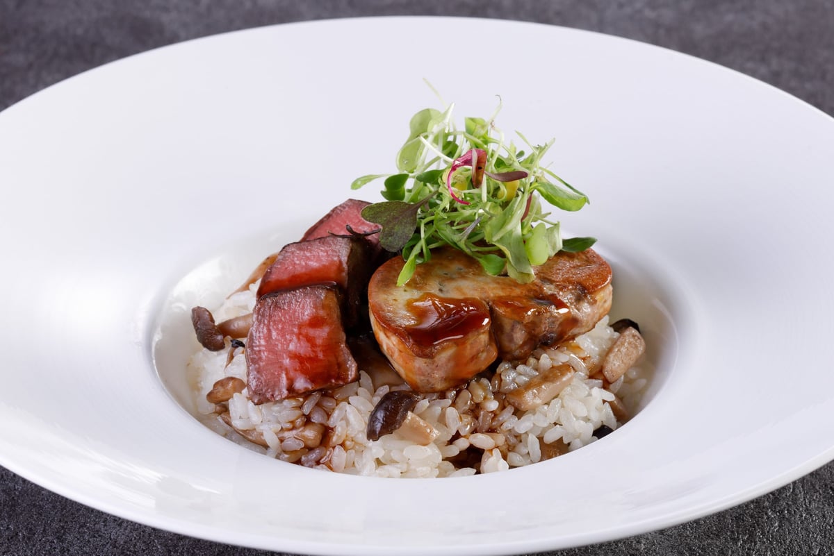シェラトン都ホテル大阪で旨辛「麻辣ビールセット」と「フォアグラと牛フィレ肉ステーキ丼」復活 7月1日〜