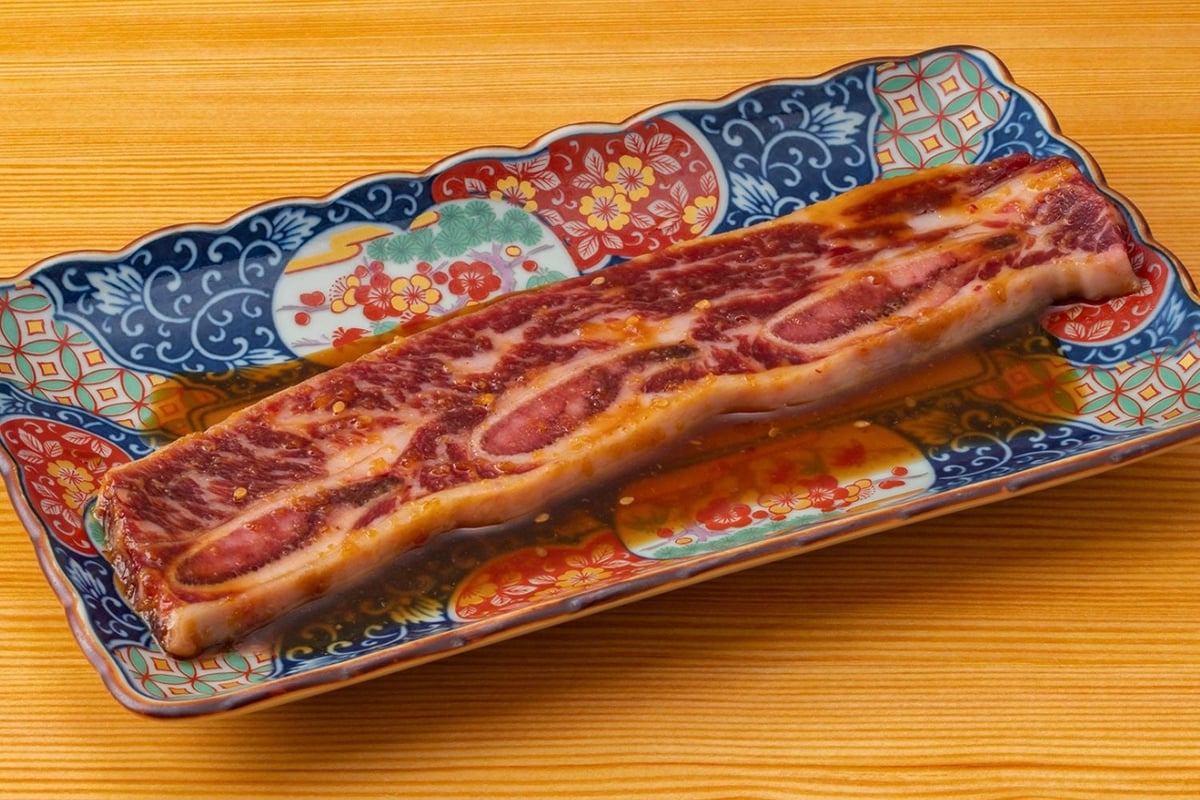 骨付き一本カルビ