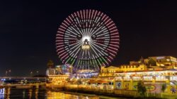 横浜市で映画ちいかわコラボの特別ライトアップ＆無料ステッカー配布キャンペーン