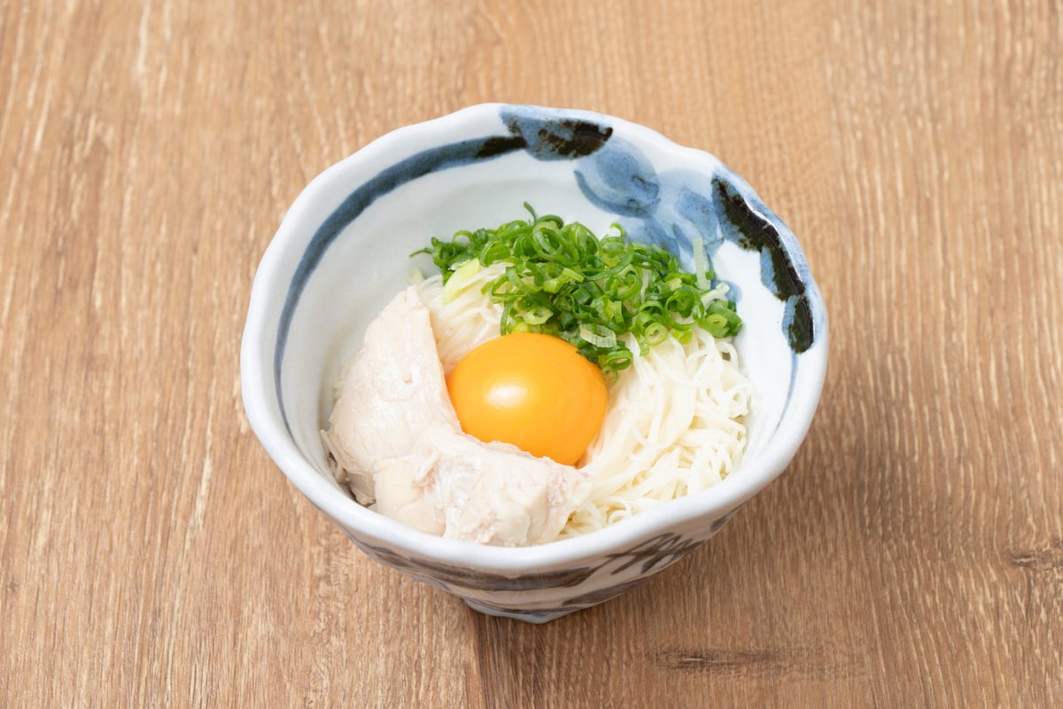 「食卓のやまや」の明太子を使用しております。 お子様・辛いものが苦手な方はご注意ください。