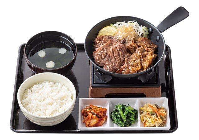 牛かるび丼・スンドゥブ専門店『かるびのとりこ』に夏限定「厚切り牛たん」が新登場 7月8日〜
