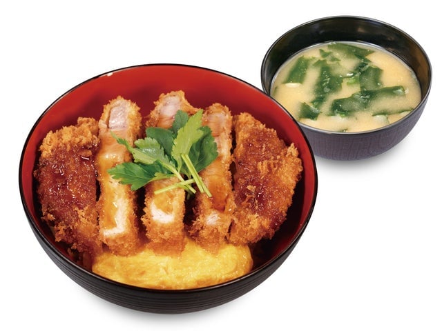 松のや、全国で新メニュー「“超厚”リブロース and 玉子のタレかつ丼」発売 7月29日〜