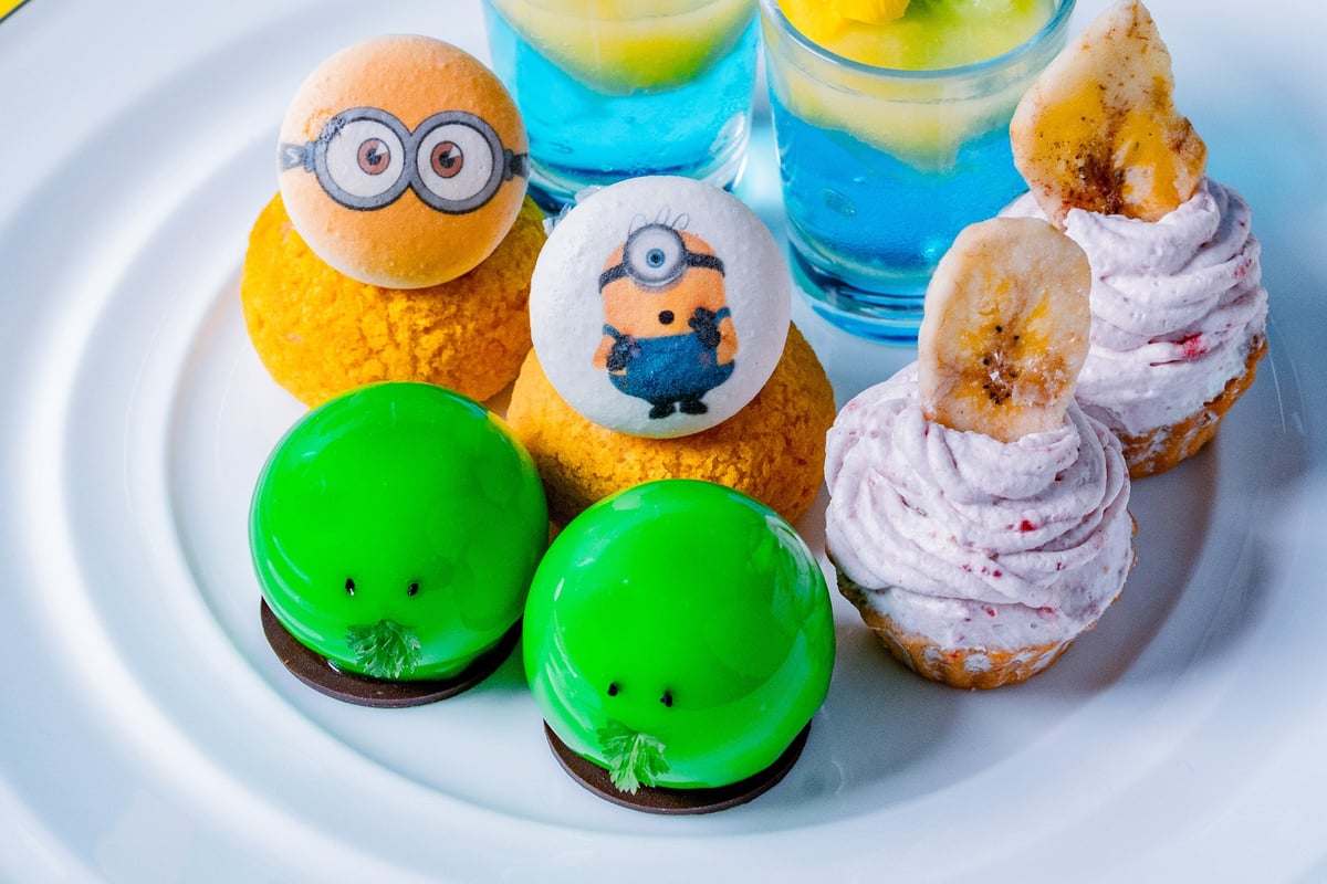 グランドプリンスホテル大阪ベイで「ミニオンズ&モンスターズアフタヌーンティー」新登場!夏のスイーツを満喫