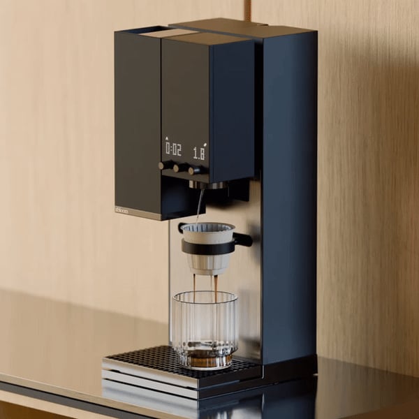 ネイビーブルー東京で全自動コーヒーメーカー「xBloom Studio」99,550円で登場