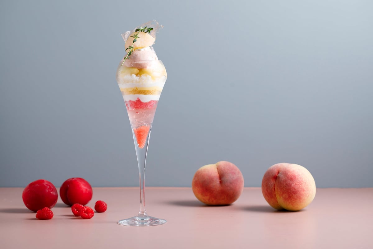 夏の果実を味わう限定スイーツが登場。Puniniから桃のパフェとフローズンスムージー、トロピカルコレクション発売 7月11日〜