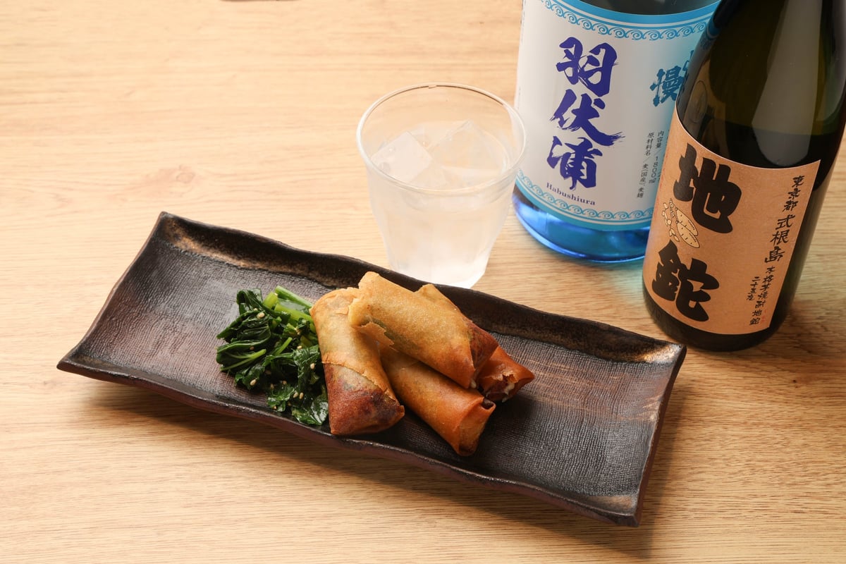るるぶキッチン新宿で東京都新島村コラボ！青ムロアジのたたきと島焼酎セットが楽しめる