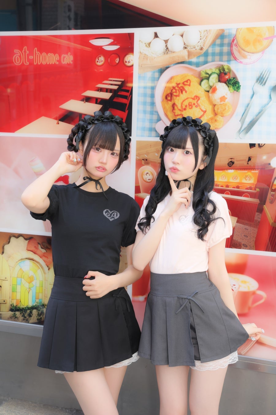 しまむら×あっとほぉーむカフェの夏コラボ！メイドとおそろい双子コーデが登場