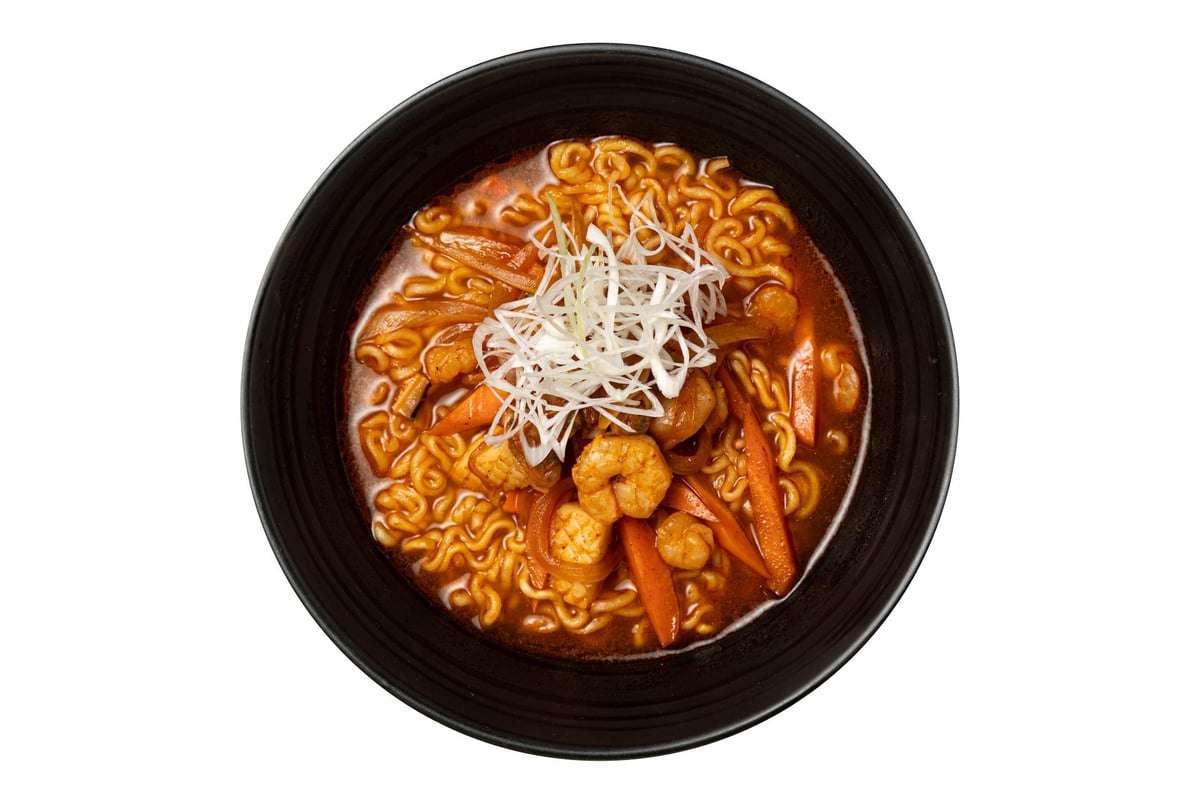 江の島に辛ラーメン粉食POPUPストア第3弾登場！SPICY HAPPINESS IN summer！開催 7月11日〜