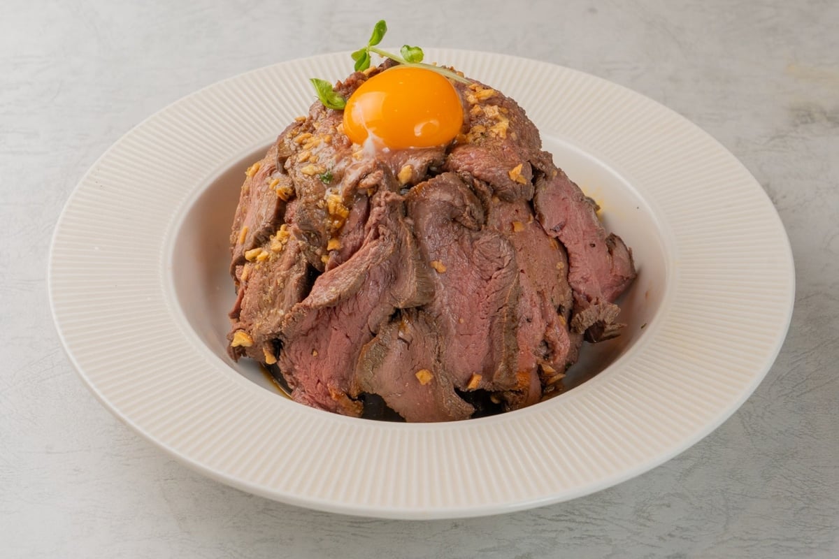 東京ドーム初登場「もみだれ焼肉 獅子楼」と馬肉ステーキ専門店「奥渋 グルメ阿井」期間限定オープン 7/28〜