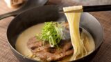 有田焼の器でご提供「ラーメン“花鶏”（あとり）～シェラトンオリジナルラーメン～」