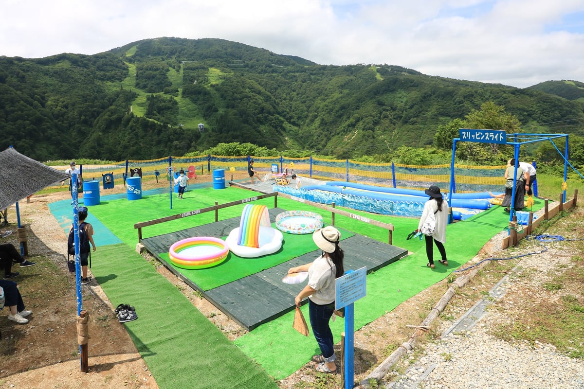 湯沢高原パノラマパークで無料の水遊び広場が登場!夏の絶景とアトラクション満載のサマーフェア2026