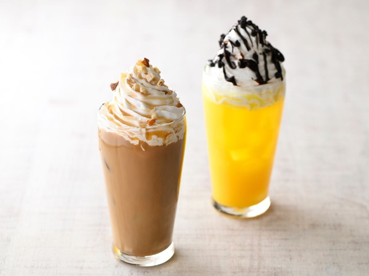 ニラックス「パンケーキ&ホイップクリーム」全国39店舗でWEB予約限定登場