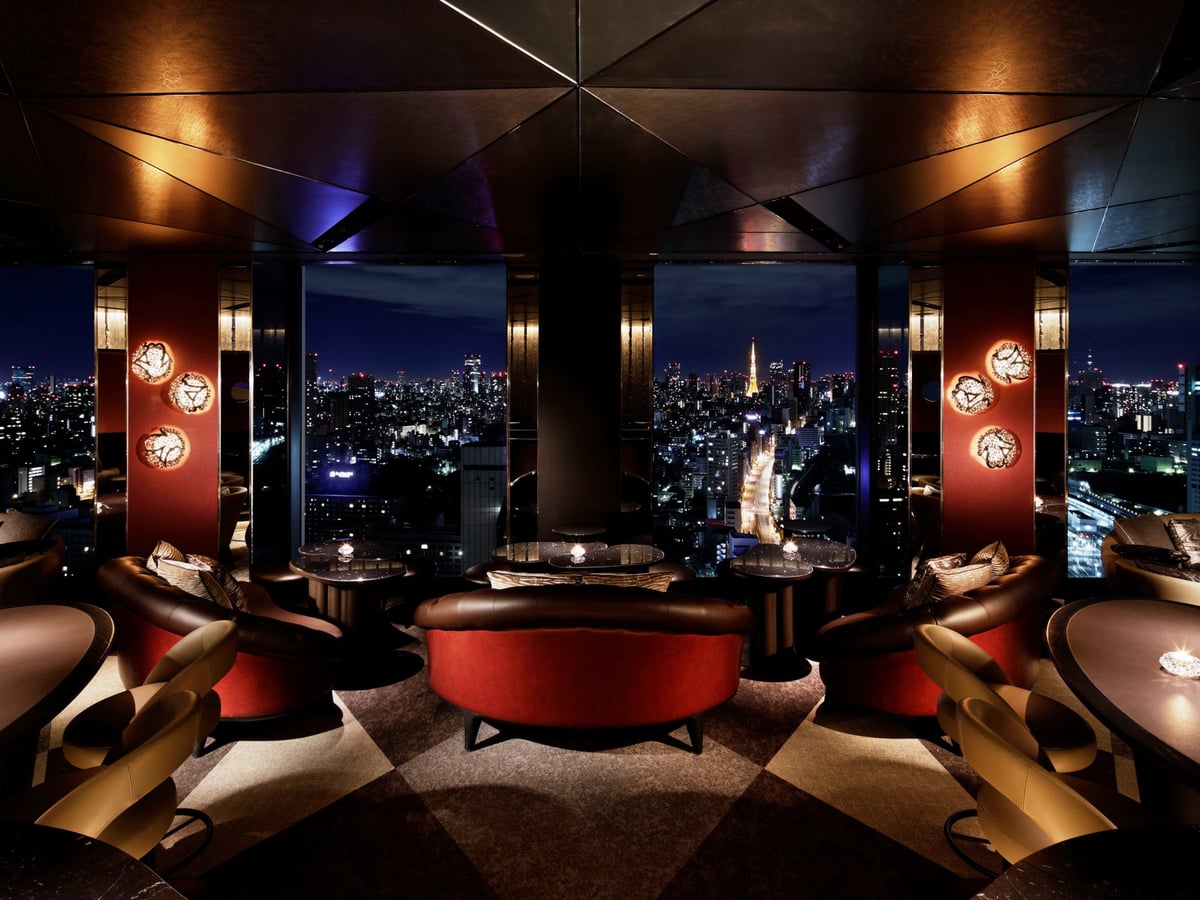 最上階からの美しい夜景「DINING & BAR TABLE 9 TOKYO」（品川プリンスホテル）