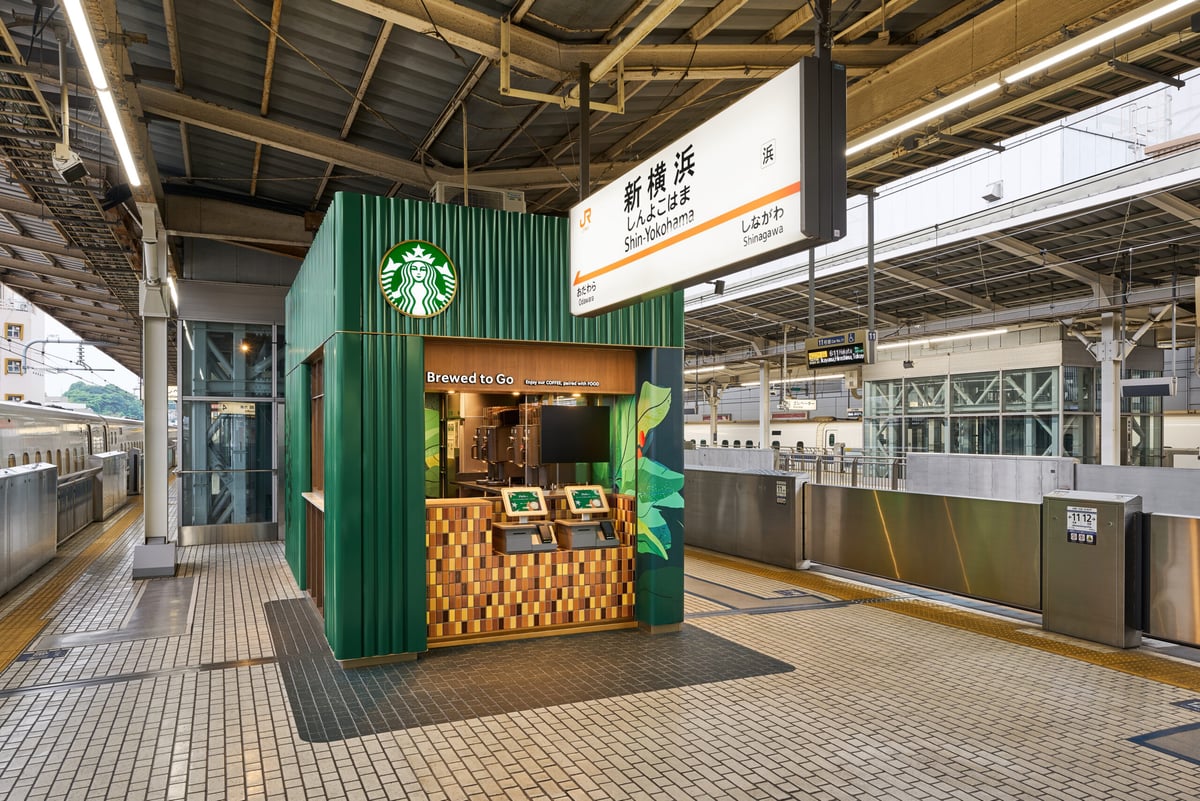 旅のスタバ体験進化！JR新横浜駅新幹線ホーム店サービス拡充7月28日〜