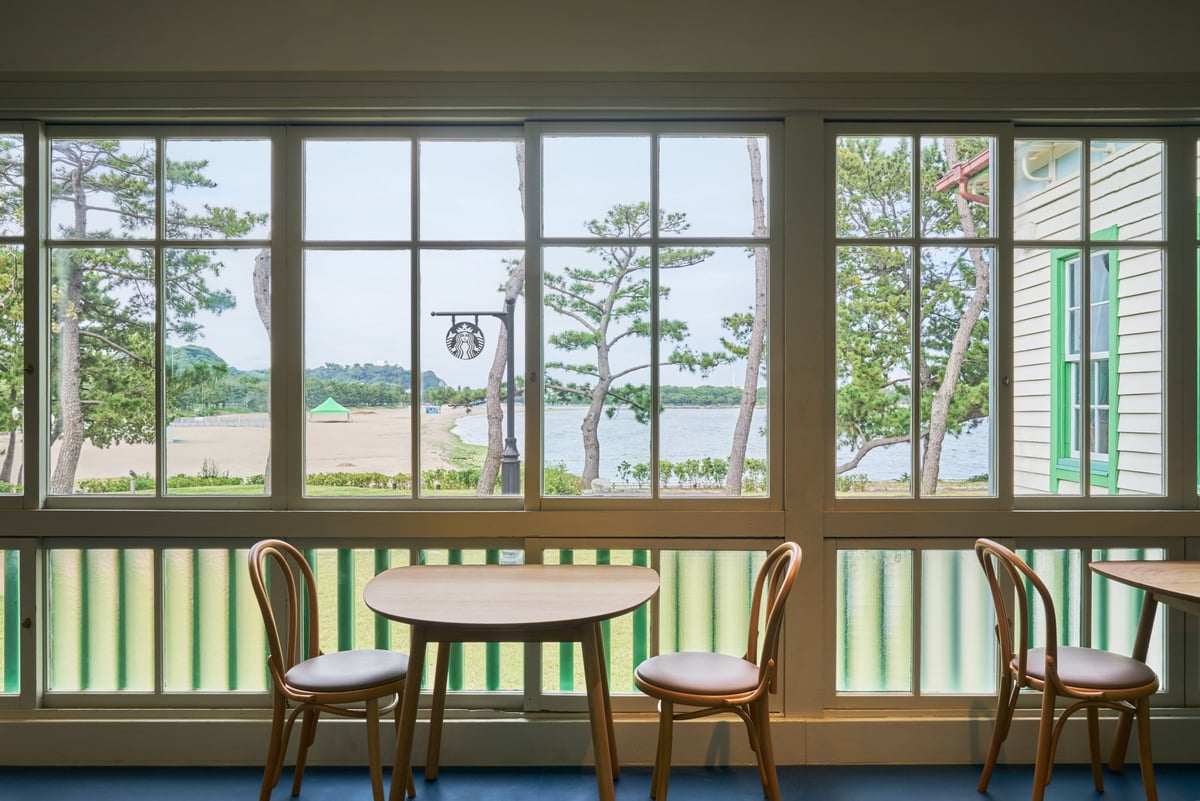 歴史的建築を活かしたスターバックス「横浜海の公園店」8月10日オープン