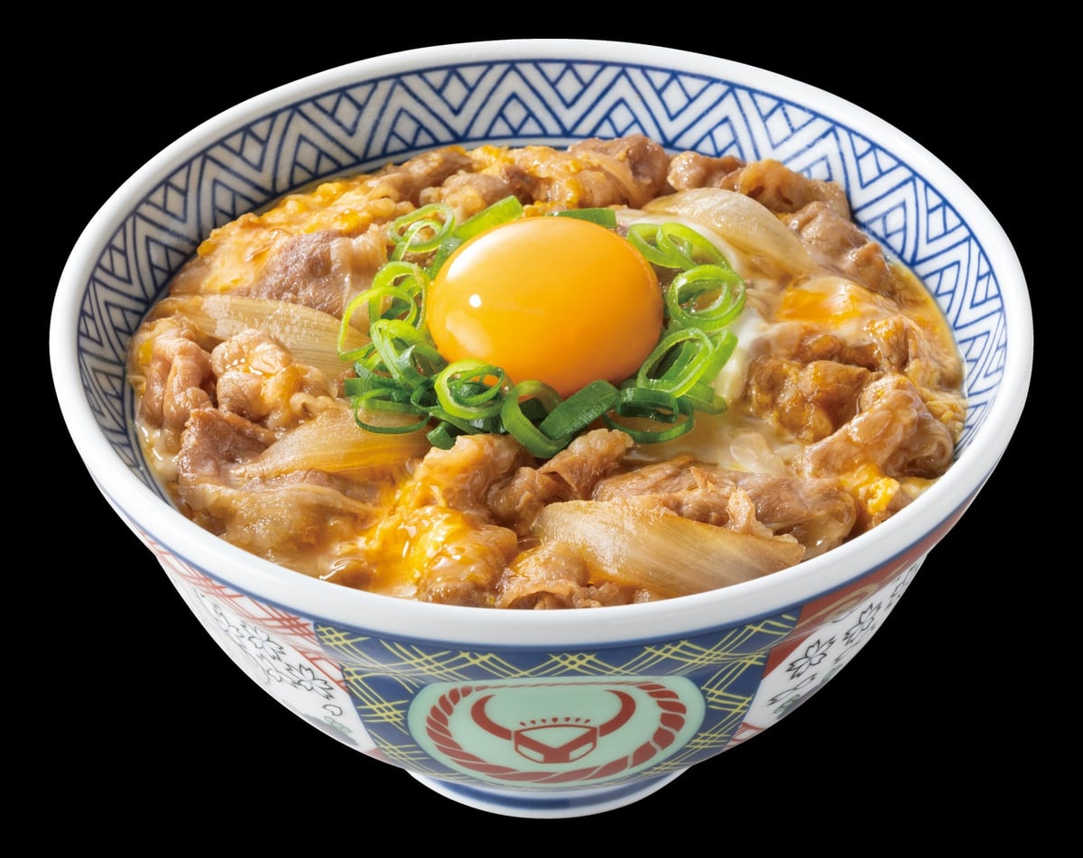 吉野家「月見牛とじ御膳」「月見牛とじ丼」本日から無料キャンペーンも