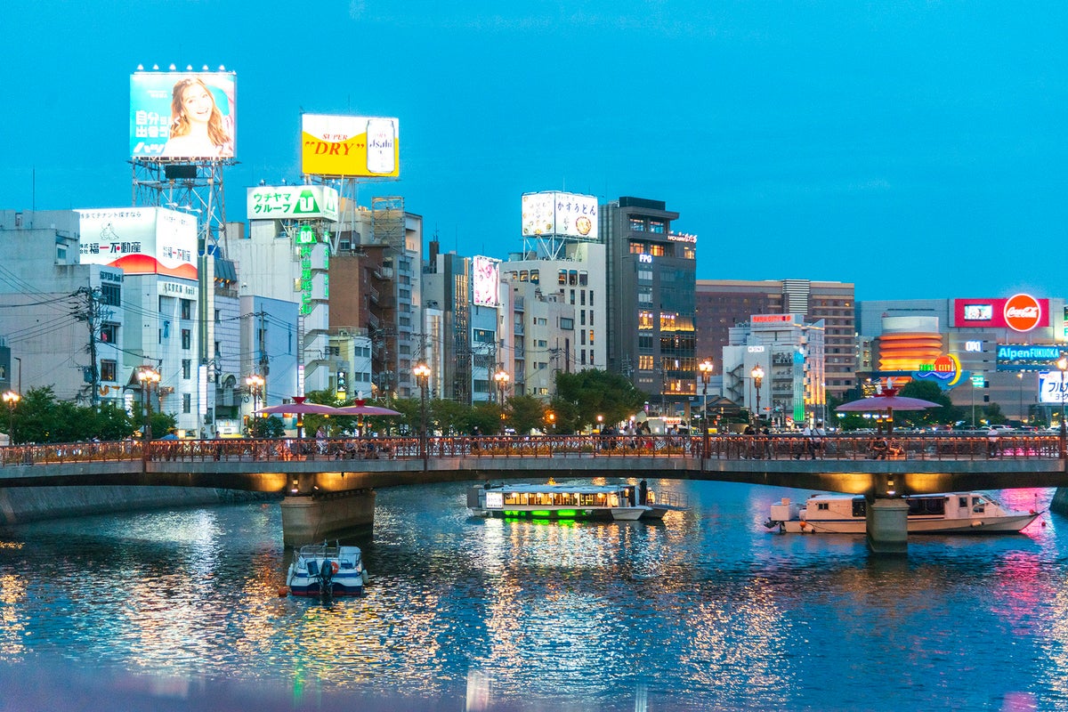 福岡「中洲 博多舟」×博多華味鳥「博多舟限定 博多華味鳥 監修 水たき」提供開始