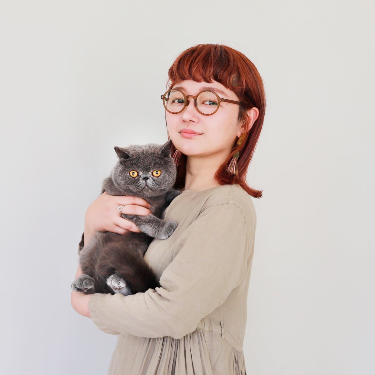 ●猫専門イラストレーター Coony（クーニー）さんについて 「ねこねこ」のアンバサダーとして「NEKO NEKO WINTER HOLIDAYS」をはじめ、数多くの商品のデザインを手がける、猫専門のイラストレーター。
