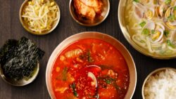 1,300円！京都「삼조（サムジョ）」7号店で「和牛骨湯」提供