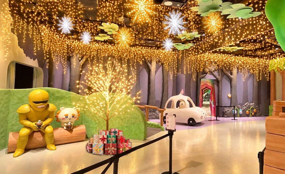池袋の「ちいかわパーク」がクリスマス仕様に！特別グリーティング開催 11/20〜12/25