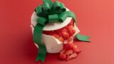 “いちご30粒”を包んだプレミアムクリスマスケーキ「フレーズ・ド・ボヌール」