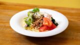 熊谷・おふろcafe ハレニワの湯で「るーぱん」コラボ「るーぱん名物サラダスパゲティ」968円 11/26〜