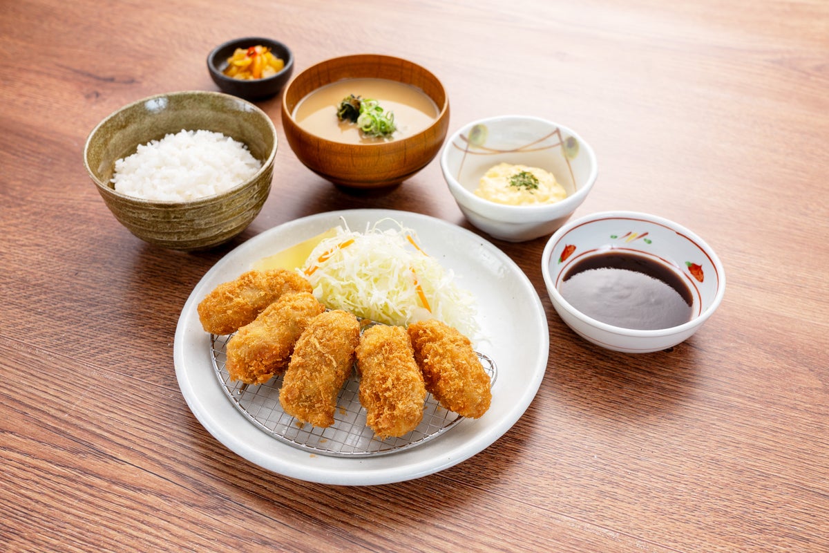 カキフライ定食(5個) 1,320円(税込)