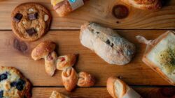 鎌倉・七里ヶ浜「Pacific BAKERY」リニューアル！「出汁しらすフォカッチャ」登場 10/29〜