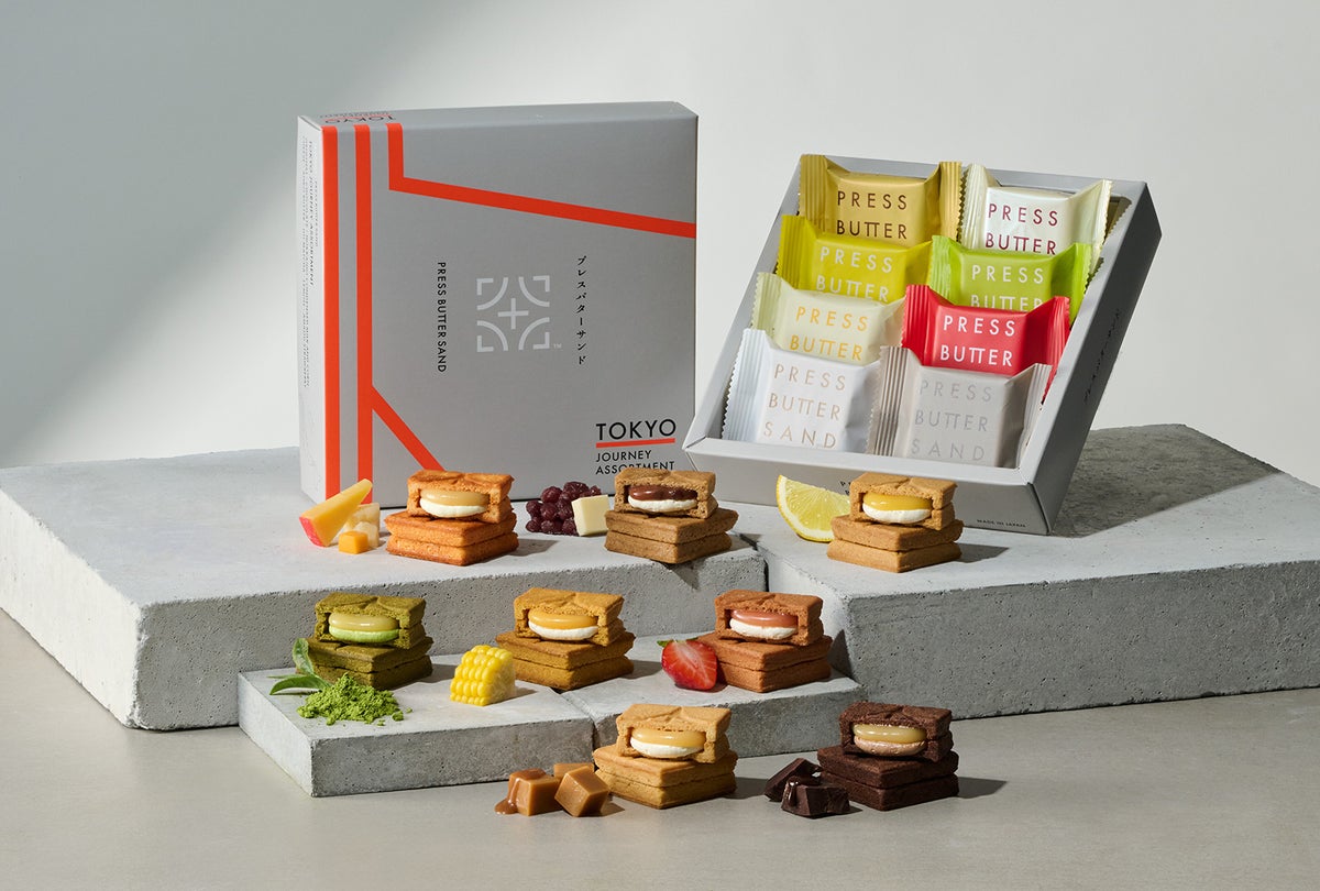 ■ 価格 ：2,592円（税込） ■販売場所：PRESS BUTTER SAND グランスタ東京 銀の鈴店 ■ 販売期間：2026年10月22日（木）～2027年3月31日（水） ※なくなり次第終了 ※販売期間が変更になる場合がございます。