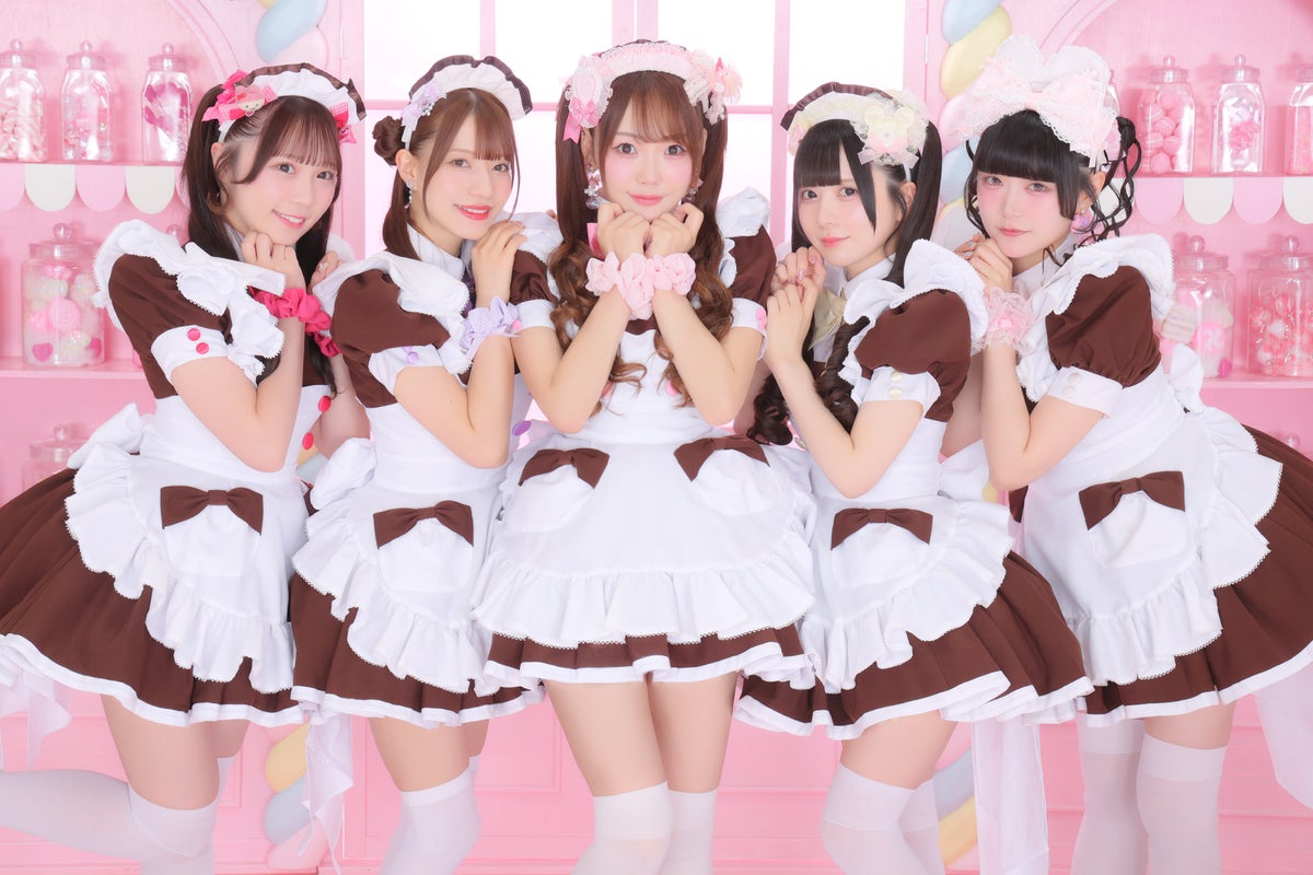 『ご主人様・お嬢様とメイド』という独特なメイドカフェの世界観をポップなカルチャーとして確立したメイドカフェ。