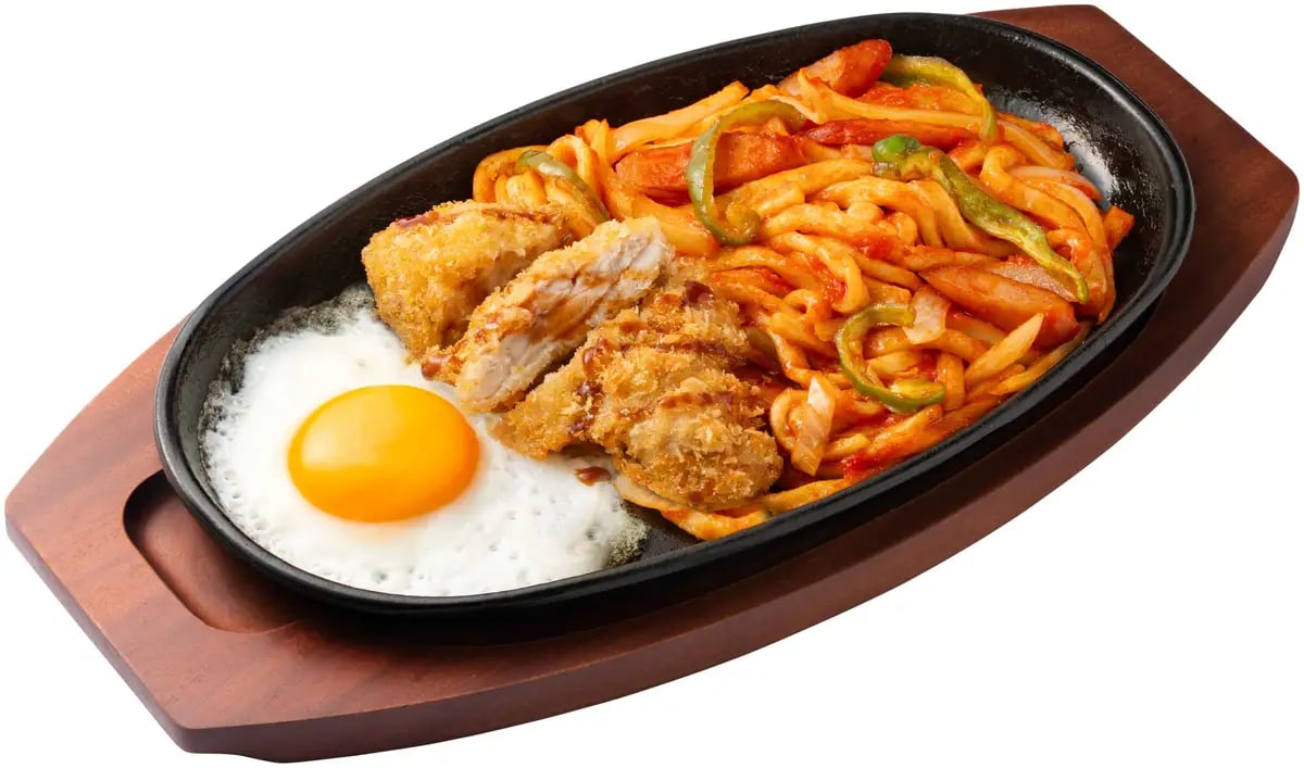 関西・関東25店舗限定!資さんうどん「ナポリタンうどん」10/22〜