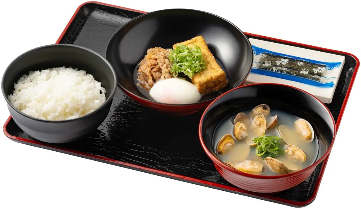 ・【新商品】肉豆腐貝汁定食 肉豆腐・味付けのり・温泉たまご・中ライス・貝汁 ・税込887円