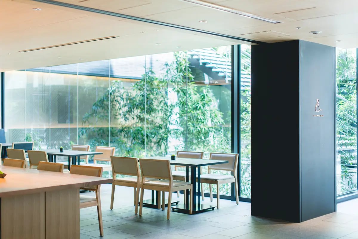 TEA AND BAR 店内イメージ