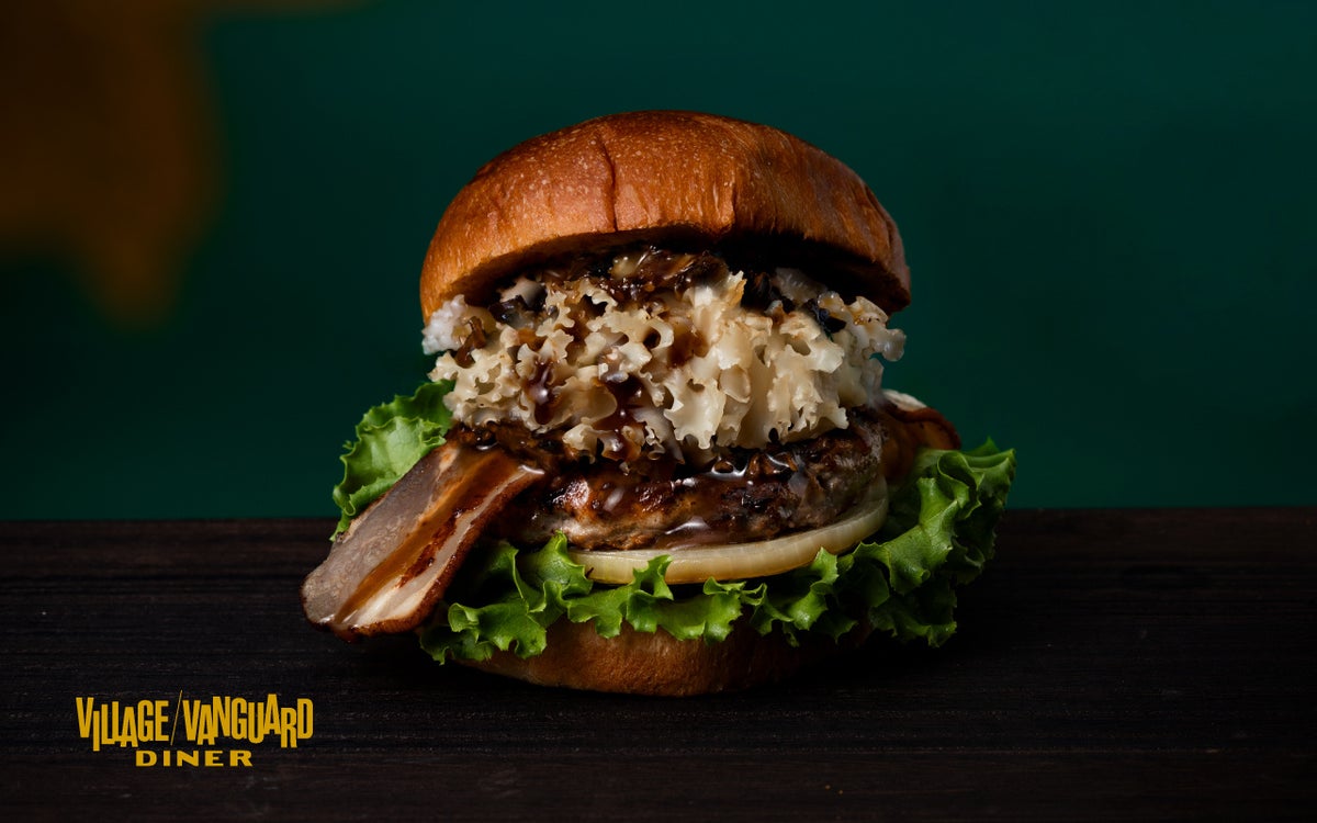 ハナビラ茸ポルチーニバーガー ¥1,790