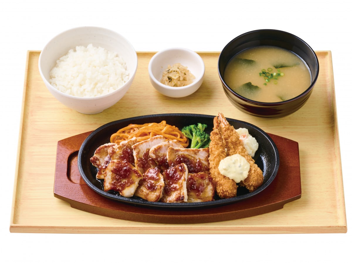 1,230円！やよい軒「～柔らか豚もも肉～国産ポークカットステーキ定食」発売 10/15〜